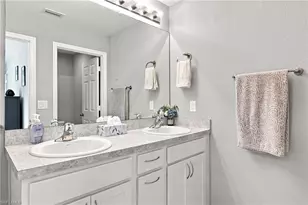 2725 NW 19th Pl, Cape Coral, FL 33993 - Photo 9