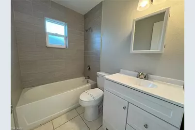 4402-4404 Santa Barbara Blvd, Cape Coral, FL 33914 - Photo 19