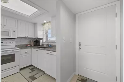 16881 Davis Rd #126, Fort Myers, FL 33908 - Photo 3
