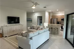 663 10th Ave S, Naples, FL 34102 - Photo 3