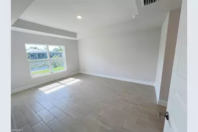410 SE 1st Ter, Cape Coral, FL 33990 - Photo 25