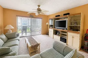 11220 Caravel Cir, Fort Myers, FL 33908 - Photo 3