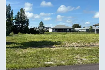 212 NE 9th St, Cape Coral, FL 33909 - Photo 1