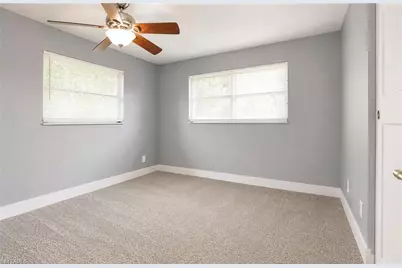 1634 Newport Ct, Fort Myers, FL 33907 - Photo 13
