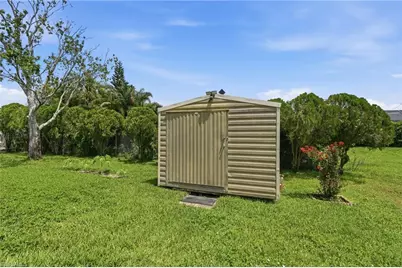 4112 10th St W, Lehigh Acres, FL 33971 - Photo 31
