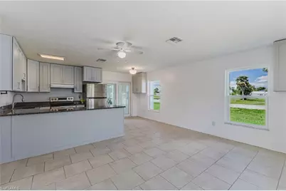 16593 Davis Rd, Fort Myers, FL 33908 - Photo 7