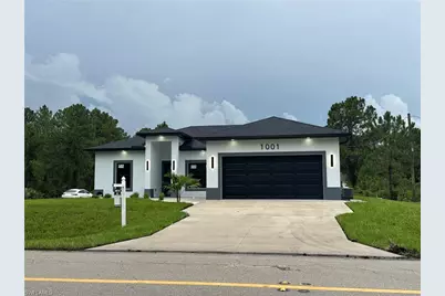 1001 W 17th St, Lehigh Acres, FL 33972 - Photo 3