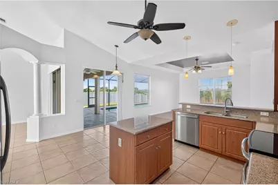 2 NW 29th Pl, Cape Coral, FL 33993 - Photo 15
