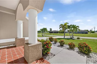 2 NW 29th Pl, Cape Coral, FL 33993 - Photo 5