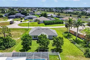 3710 NE 8th Pl, Cape Coral, FL 33909 - Photo 29