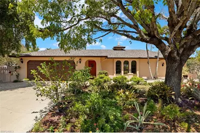 1011 El Mar Ave, Fort Myers, FL 33919 - Photo 1