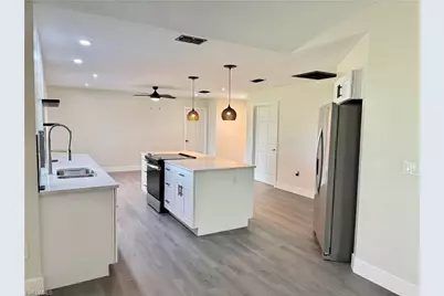 145 SW 28th Ter, Cape Coral, FL 33914 - Photo 5