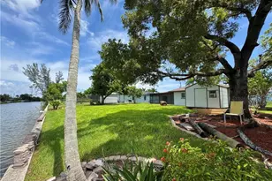 145 SW 28th Terrace, Cape Coral, FL 33914 - Photo 23