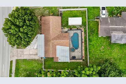 4029 Country Club Blvd, Cape Coral, FL 33904 - Photo 43