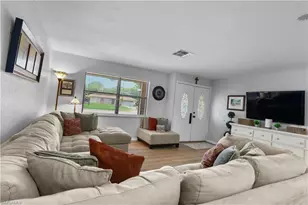 4029 Country Club Blvd, Cape Coral, FL 33904 - Photo 3