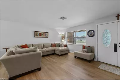 4029 Country Club Blvd, Cape Coral, FL 33904 - Photo 7