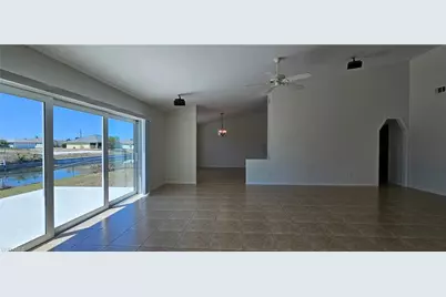 420 SE 15th Ter, Cape Coral, FL 33990 - Photo 15