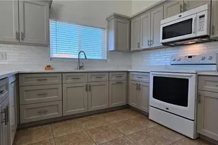 420 SE 15th Terrace, Cape Coral, FL 33990 - Photo 23