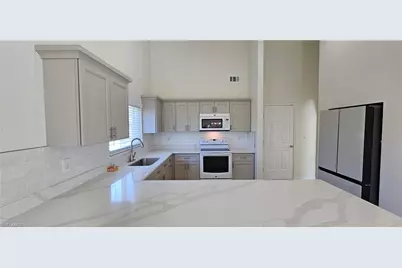 420 SE 15th Ter, Cape Coral, FL 33990 - Photo 21