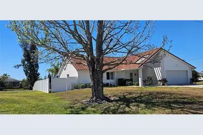 420 SE 15th Ter, Cape Coral, FL 33990 - Photo 5