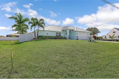 28 SW 21st Ave, Cape Coral, FL 33991 - Photo 9