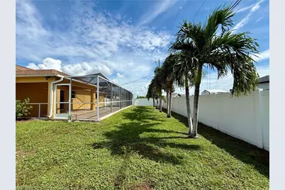 2209 NE 9th Ave, Cape Coral, FL 33909 - Photo 35