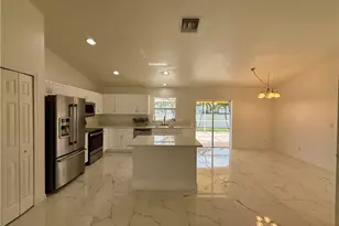 2209 NE 9th Ave, Cape Coral, FL 33909 - Photo 3