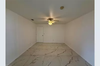 2209 NE 9th Ave, Cape Coral, FL 33909 - Photo 9