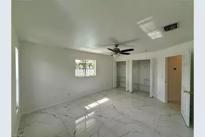 2209 NE 9th Ave, Cape Coral, FL 33909 - Photo 21