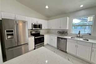 2209 NE 9th Ave, Cape Coral, FL 33909 - Photo 5