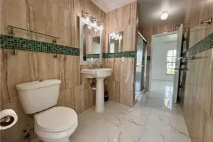 2209 NE 9th Ave, Cape Coral, FL 33909 - Photo 13
