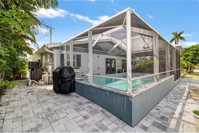 2574 Bayshore Dr, Matlacha, FL 33993 - Photo 33