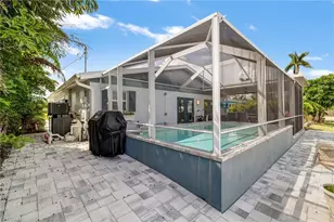 2574 Bayshore Dr, Matlacha, FL 33993 - Photo 33
