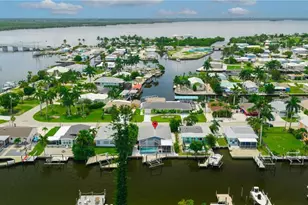 2574 Bayshore Dr, Matlacha, FL 33993 - Photo 41