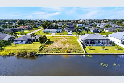 107 SW 21st St, Cape Coral, FL 33991 - Photo 23