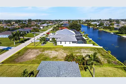 107 SW 21st St, Cape Coral, FL 33991 - Photo 37
