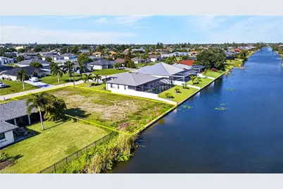 107 SW 21st St, Cape Coral, FL 33991 - Photo 25