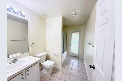 706 Oro Ave S, Lehigh Acres, FL 33974 - Photo 17