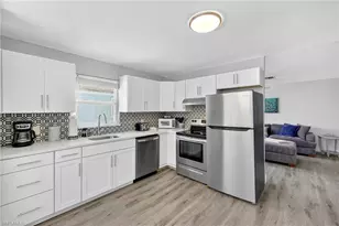 245 Mango St, Fort Myers Beach, FL 33931 - Photo 9
