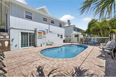 245 Mango St, Fort Myers Beach, FL 33931 - Photo 7