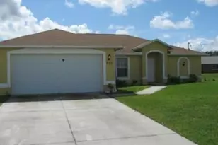 573 Bourse Cir, Lehigh Acres, FL 33974 - Photo 19