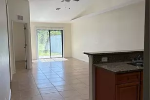 1117 SW 8th Pl, Cape Coral, FL 33991 - Photo 9