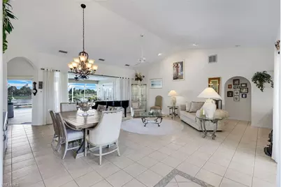 16111 Forest Oaks Dr, Fort Myers, FL 33908 - Photo 11