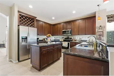 3565 Malagrotta Cir, Cape Coral, FL 33909 - Photo 3