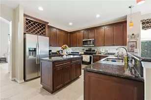 3565 Malagrotta Cir, Cape Coral, FL 33909 - Photo 3