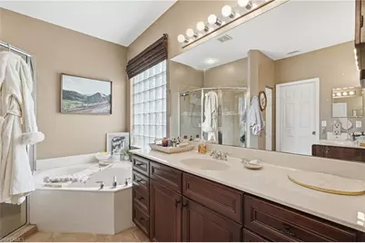 3565 Malagrotta Cir, Cape Coral, FL 33909 - Photo 23