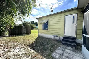 280 Flame Ln, North Fort Myers, FL 33917 - Photo 21