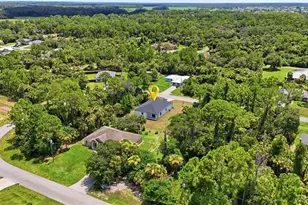 8032 Windswept Cir, Labelle, FL 33935 - Photo 37