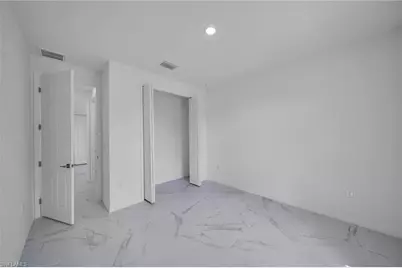 2805 26th St SW, Lehigh Acres, FL 33976 - Photo 33