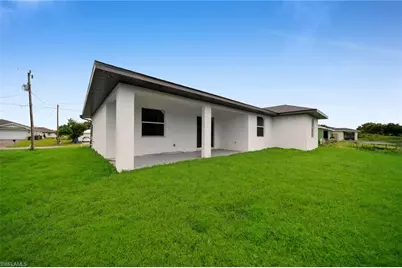 2805 26th St SW, Lehigh Acres, FL 33976 - Photo 5